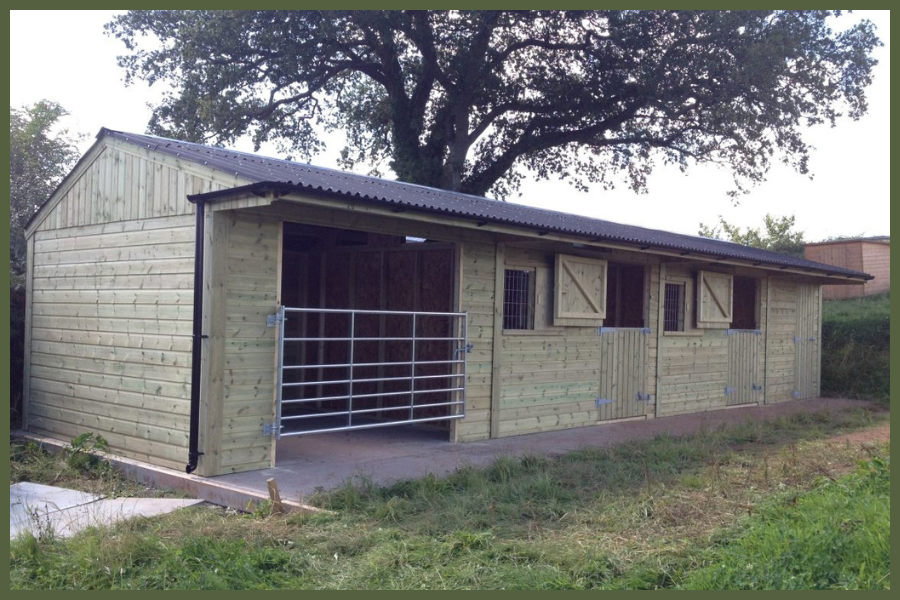 double stable + tack room & loose box Static timber double stable unit with tack room and loose box