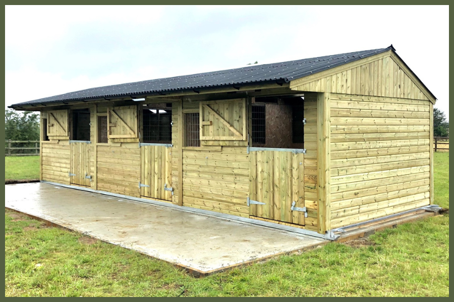 Triple wooden stable Triple stable block handcrafted by Longcross Stables